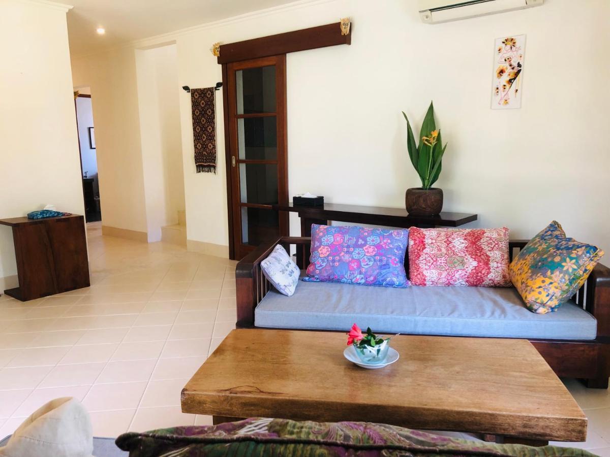 Villa Abhista Seminyak Εξωτερικό φωτογραφία