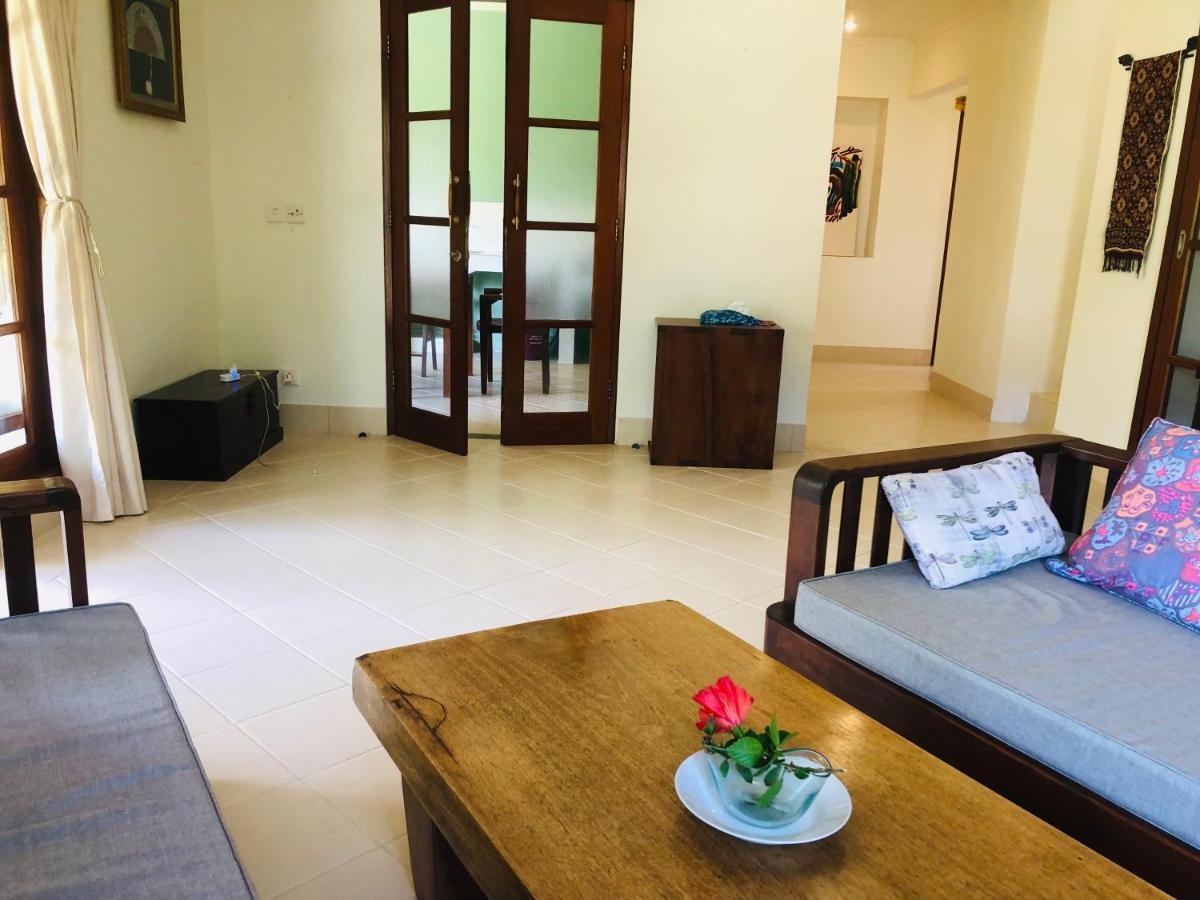 Villa Abhista Seminyak Εξωτερικό φωτογραφία
