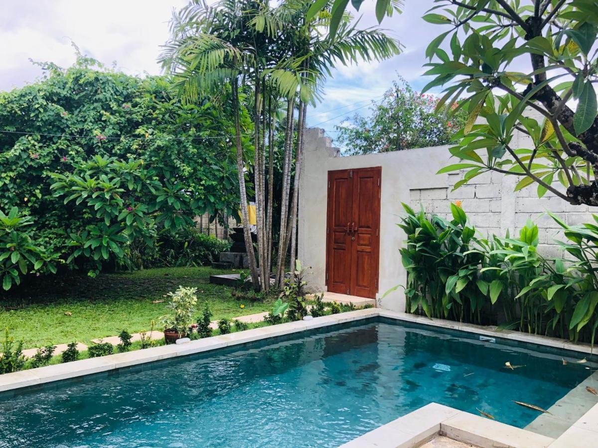 Villa Abhista Seminyak Εξωτερικό φωτογραφία