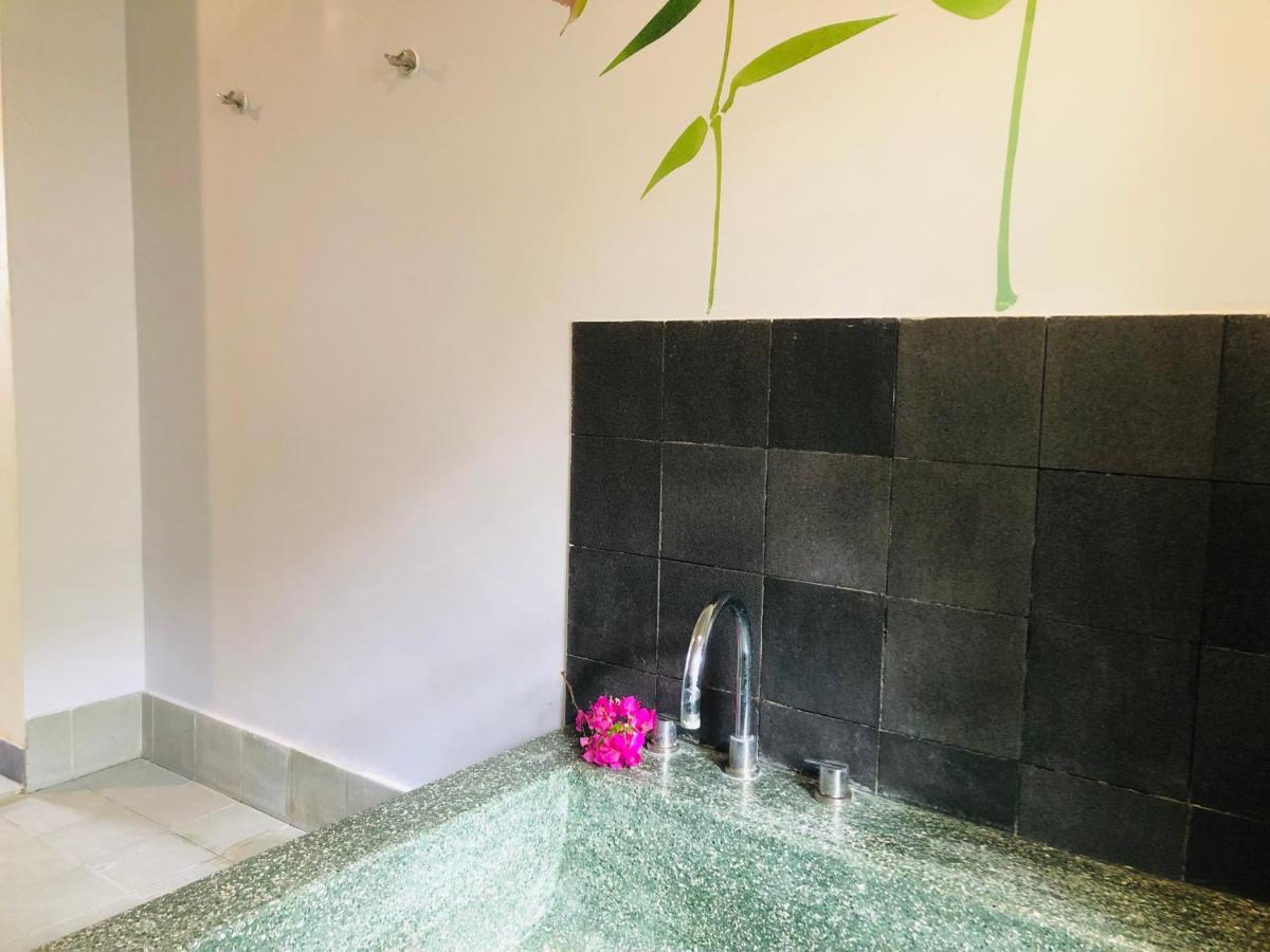 Villa Abhista Seminyak Εξωτερικό φωτογραφία