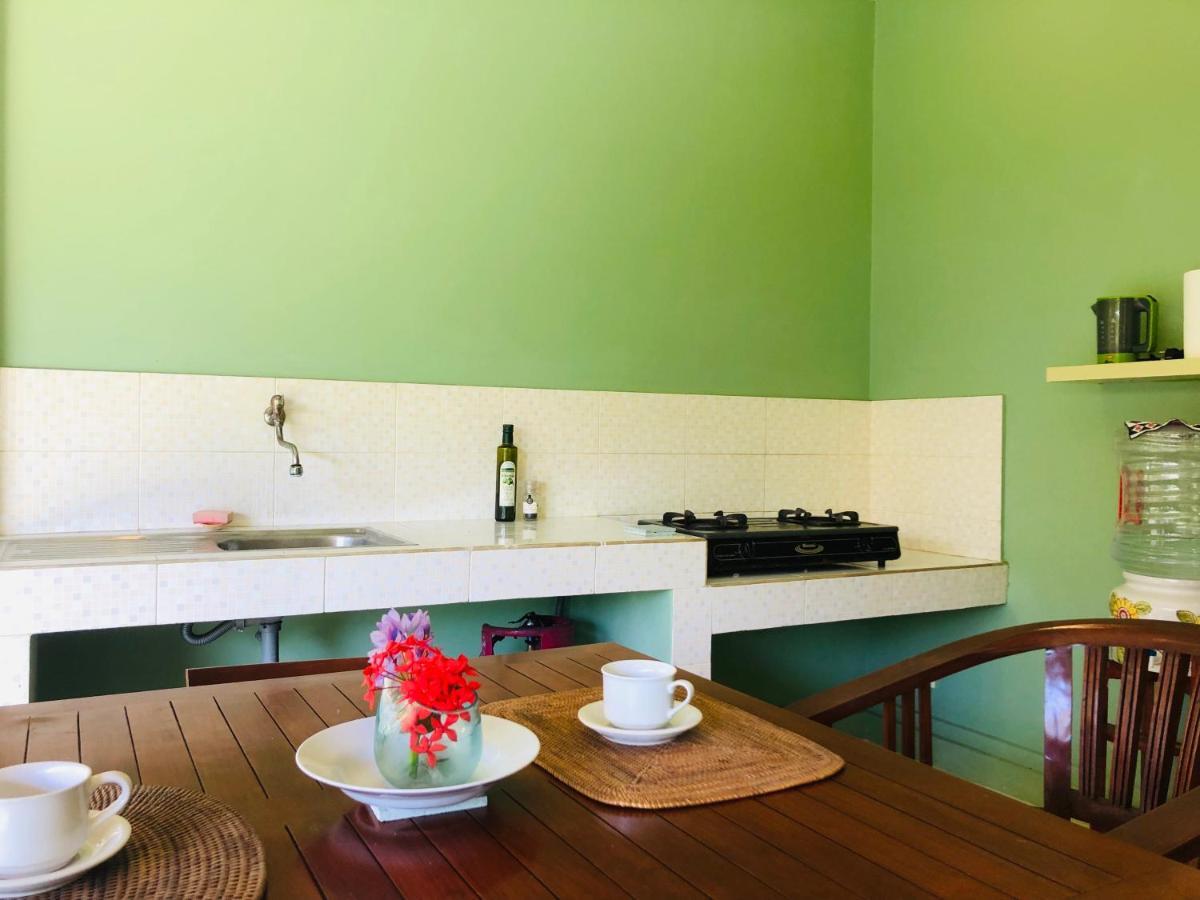 Villa Abhista Seminyak Εξωτερικό φωτογραφία